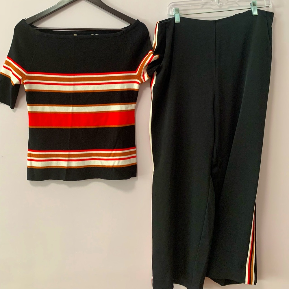 Sporty two-piece is so comfortable